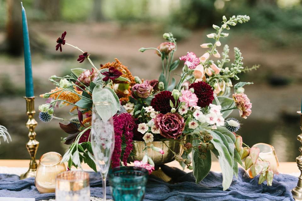 Low and lush centerpiece