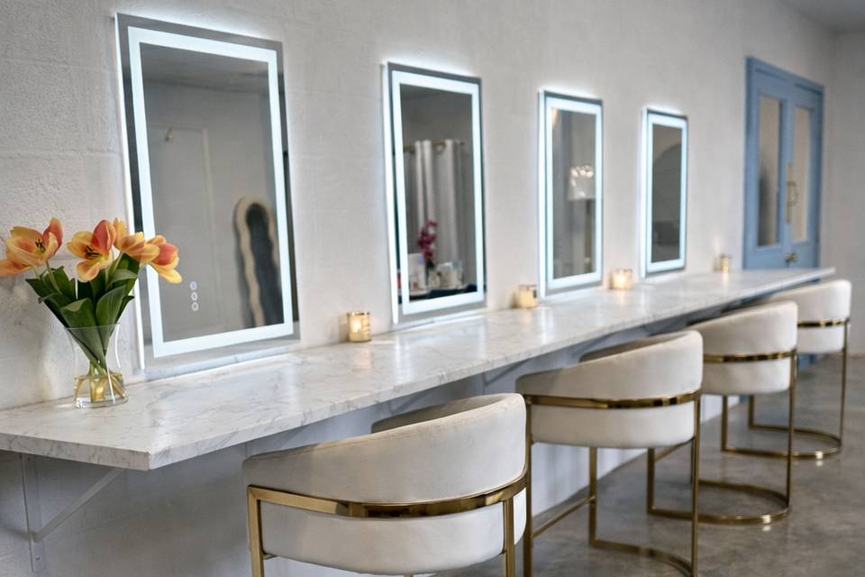 Bridal vanity