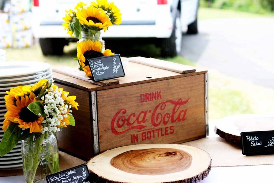 Vintage Coke Bottle crate and wooden platters provide by Pierrot Catering