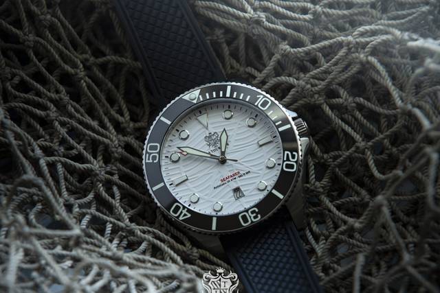 Seafarer Automatic Dive Watch