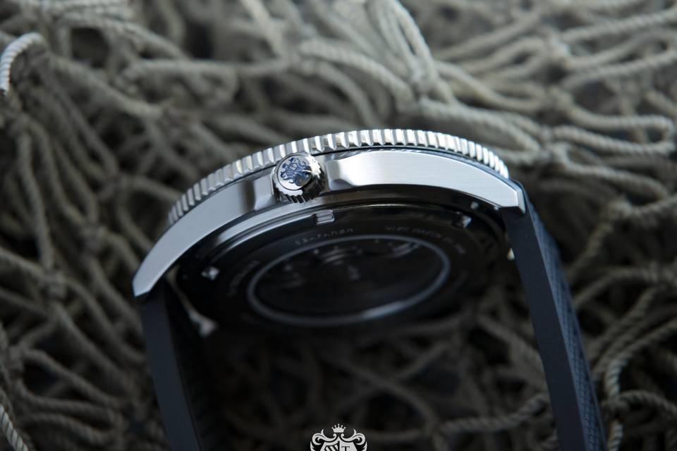 Seafarer Automatic Dive Watch