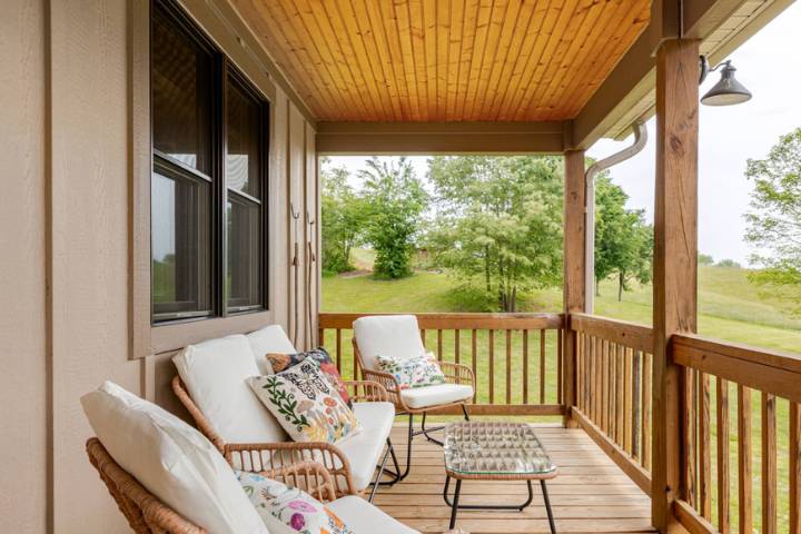 Front porch 1