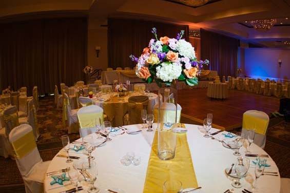 Round table setup