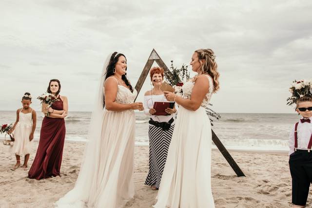 The Wedding Lady