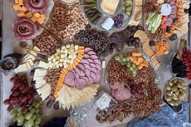 Charcuterie set by MB