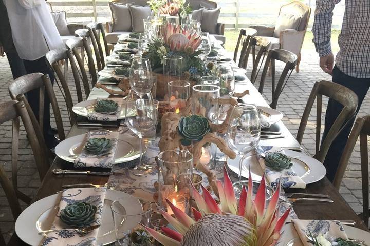 Floral table decor