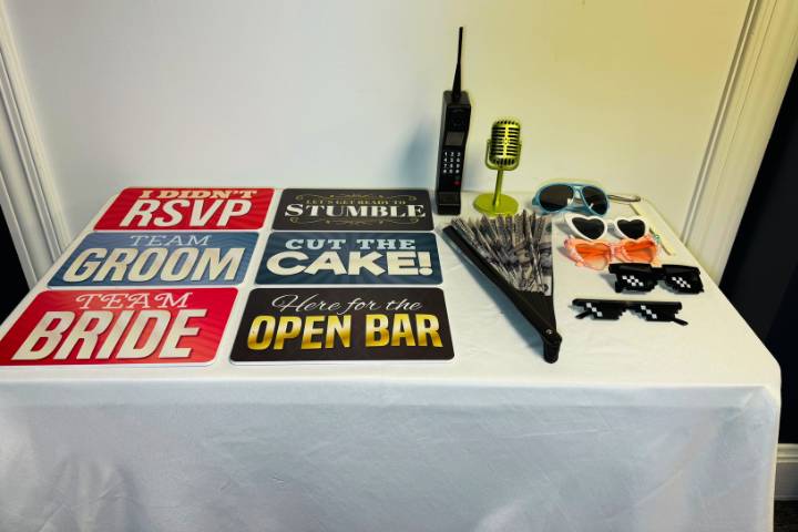 Minimalist prep table