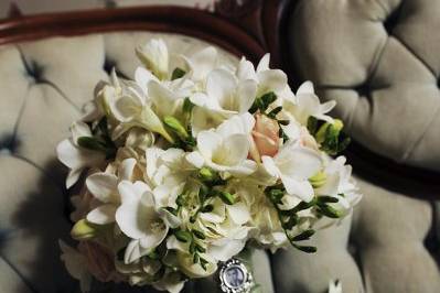 White bouquet