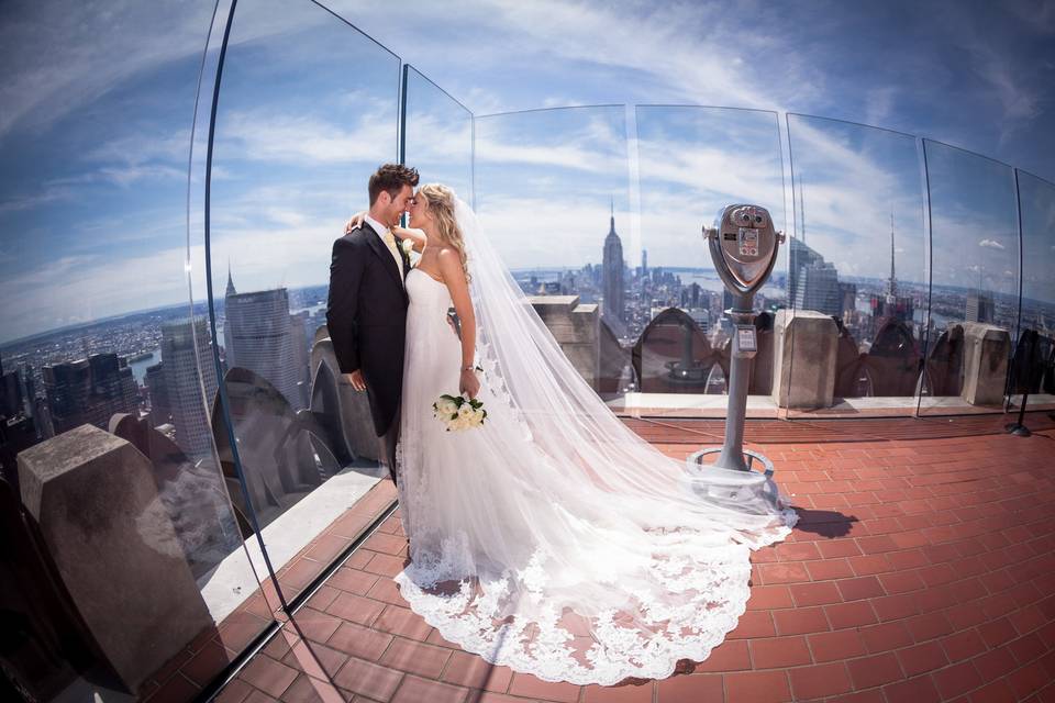 Rooftop kiss