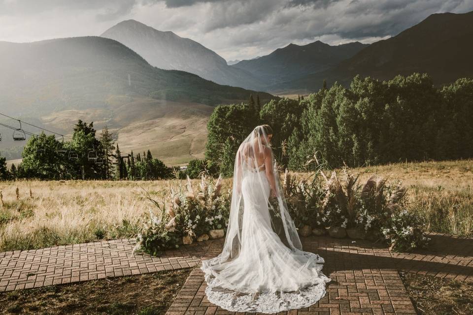 Bride at Crested Butte