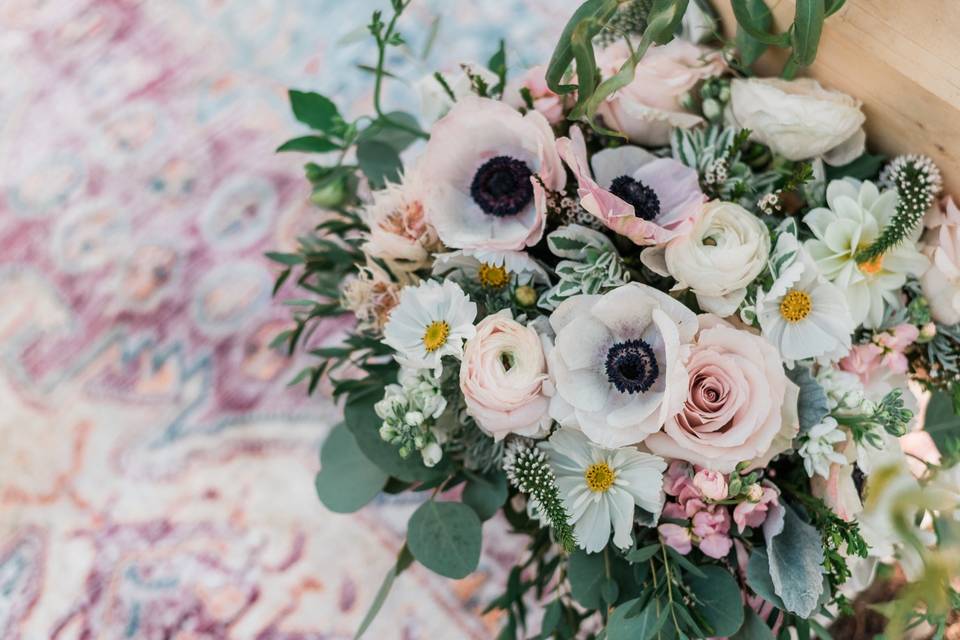 Pink and white wedding bouquet