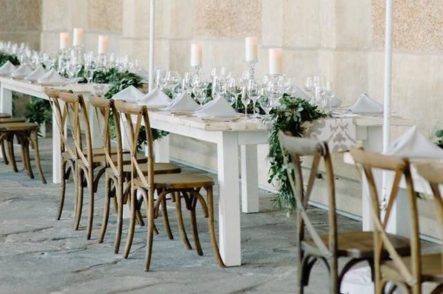 Head table setting