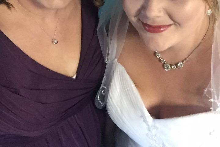 Bride and her sister
Stephanie Wedding '16