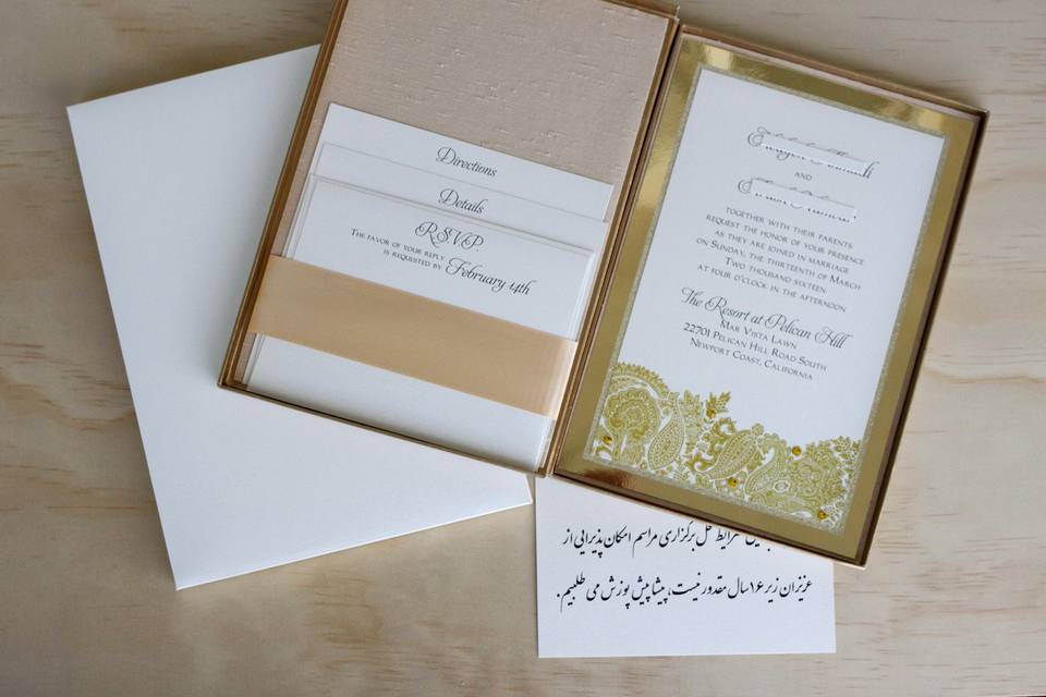 Bella Luxe 6 x 9 gold hinged boxed invitation