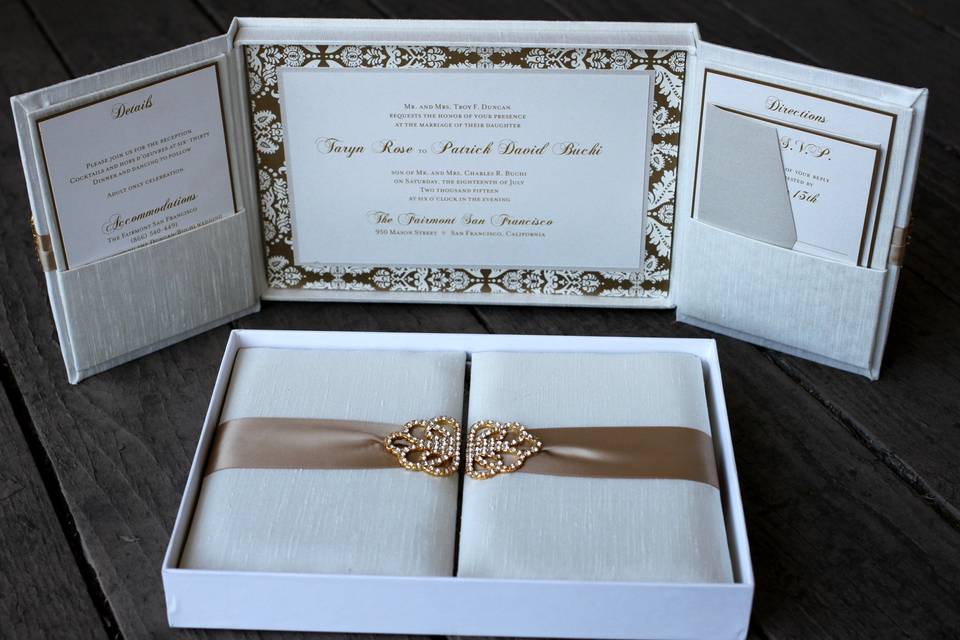 Bella Luxe padded gate fold silk invitation