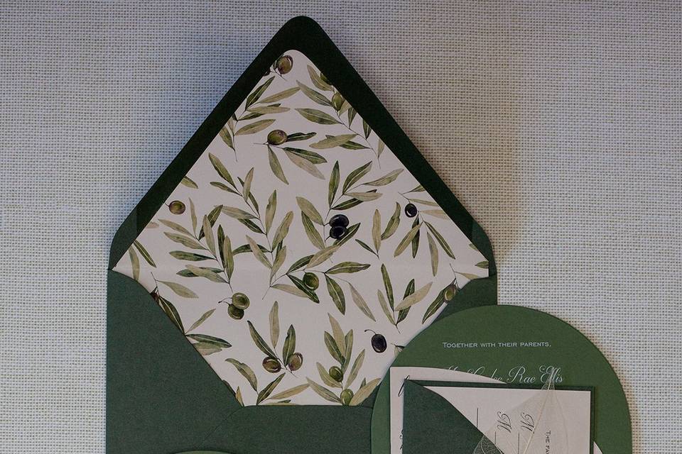 Die Cut w/Banyan Leaf
