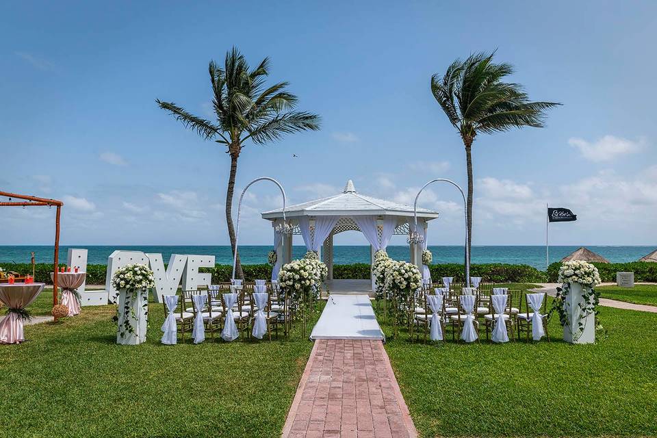 GAZEBO