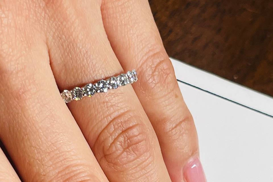 diamond-eternity-band-close-up-on-hand-haejin-jewelry-brooklyn.jpg