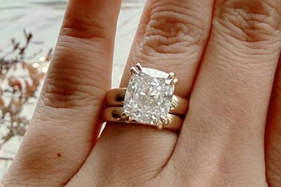 elongated-radiant-cut-engagement-ring-yellow-gold-haejin-jewelry-brooklyn.jpg