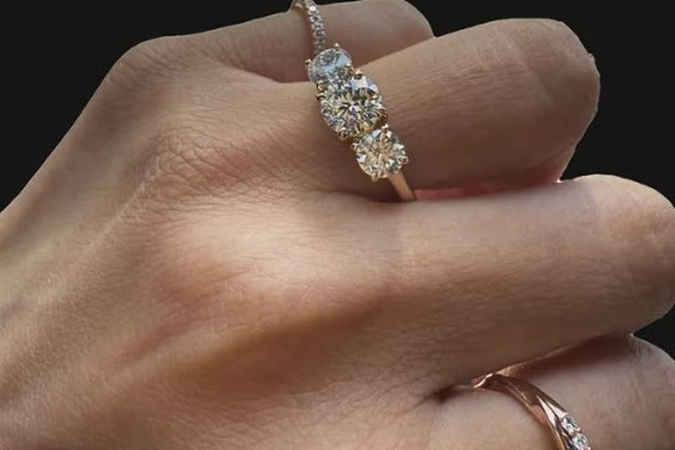 three-stone-round-diamond-engagement-ring-yellow-gold-haejin-jewelry-brooklyn.jpg