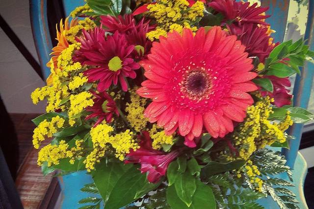 Broadwater Blooms Gift and Home