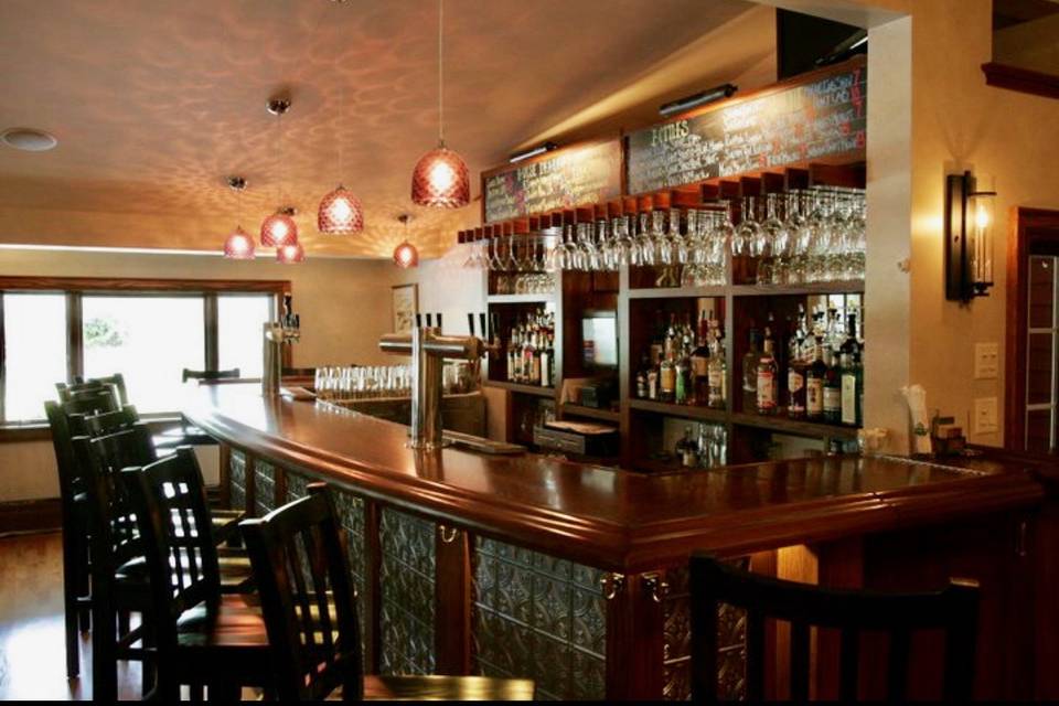 Oak and Vine Bar