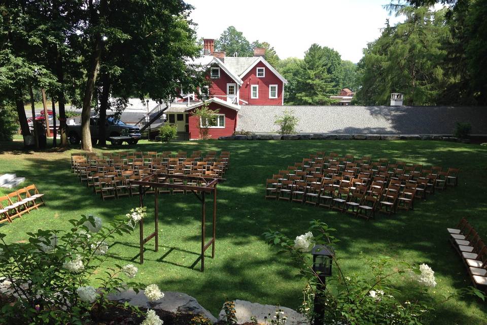 Outdoor Ceremony in the Grove