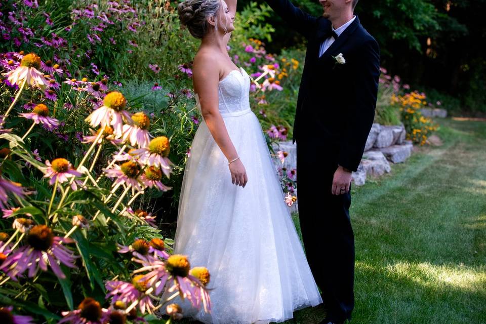 Couple portraits in garden