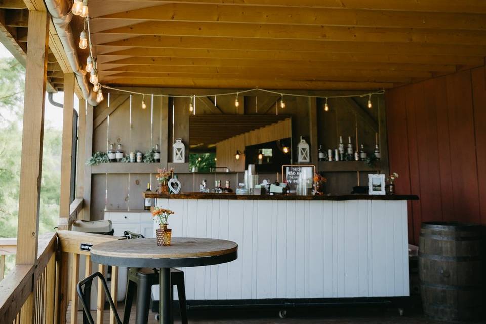 Pinehall - The Bar