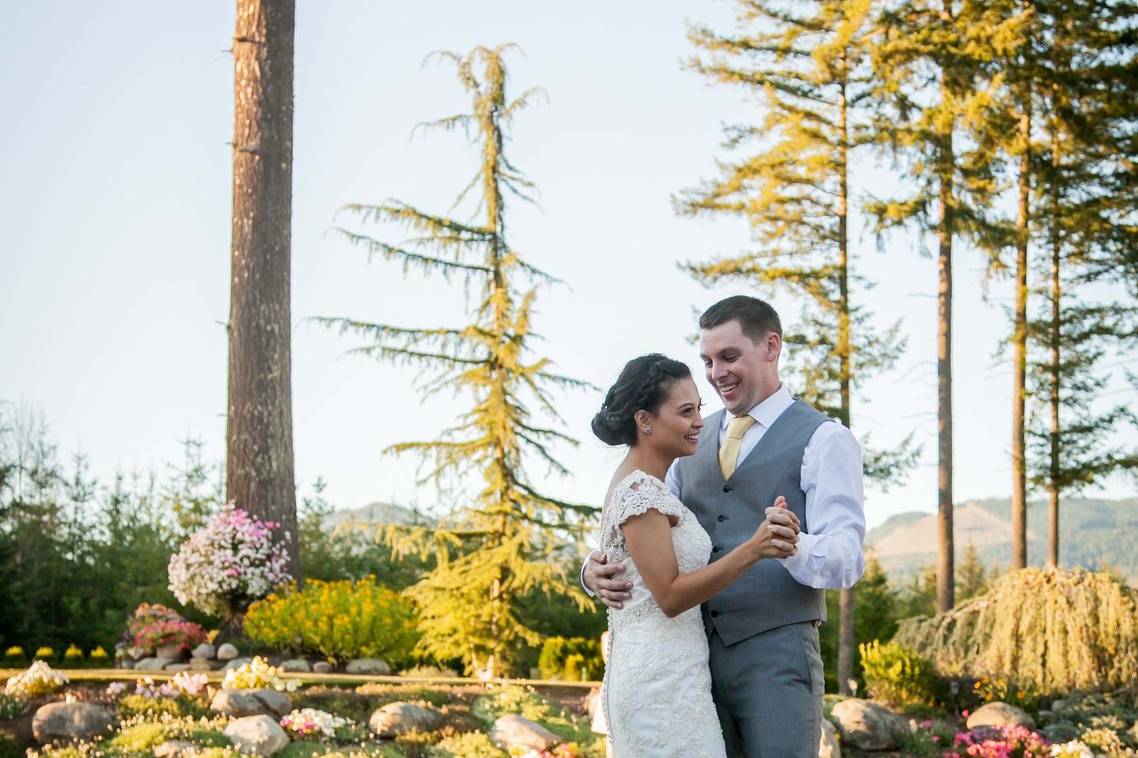 Nature’s Connection - Barn & Farm Weddings - Arlington, WA - WeddingWire