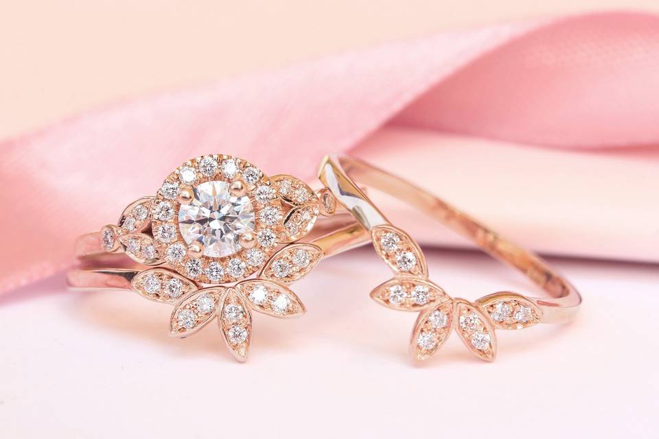 Unique Diamond engagement rings set in Rose Gold beautiful flower diamond ring