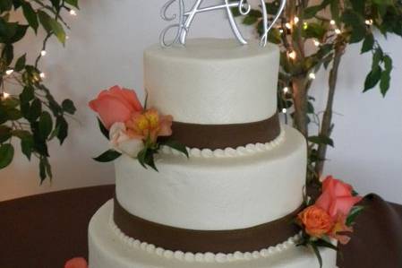 4-tier wedding cake