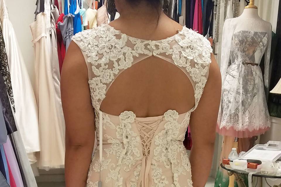 Back details of mermaid tell dress