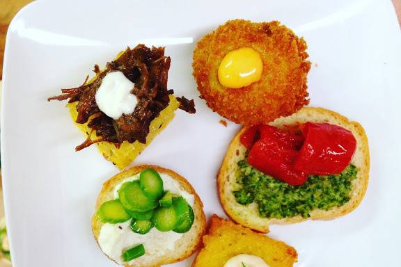 Hors d' oeuvres tasting