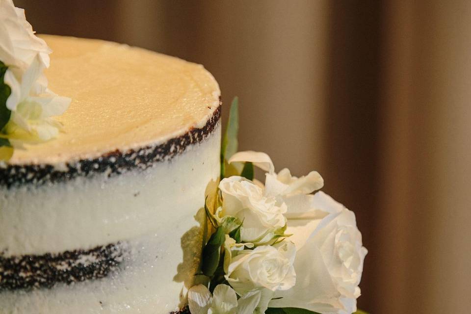 Naked cake