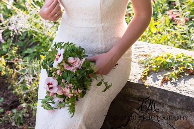 Blooming bride