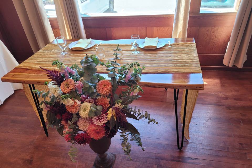 Bride and Groom table