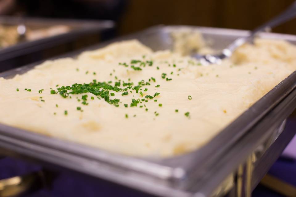 Mashed potatoes with chives