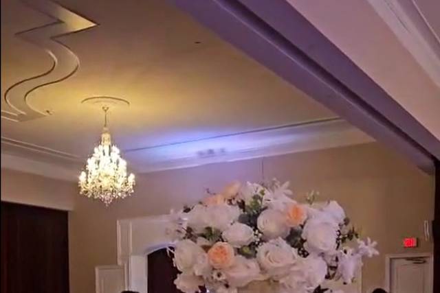 Video: Entrance