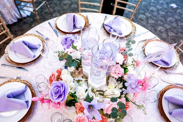 Wreath centerpiece