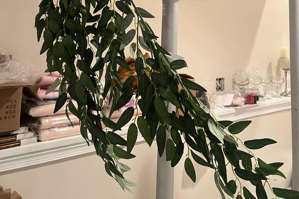 Pole decor