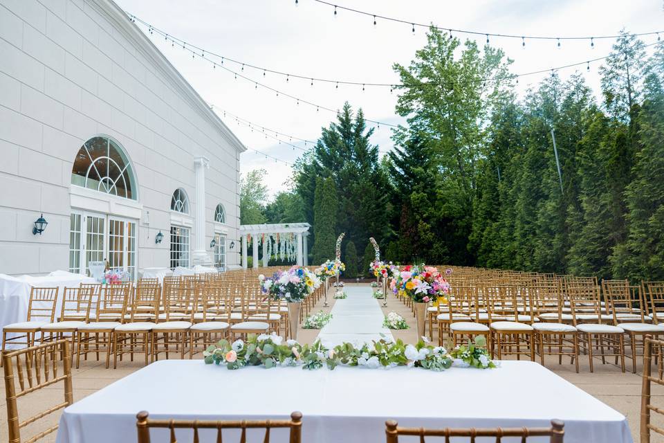 Outside: Chase Manor