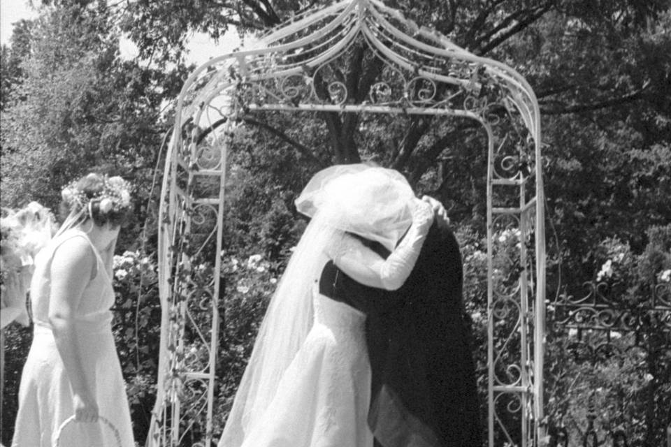 Kiss