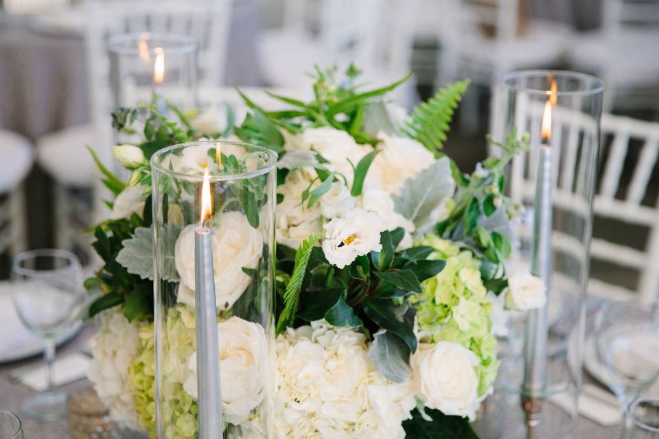 Table arrangement