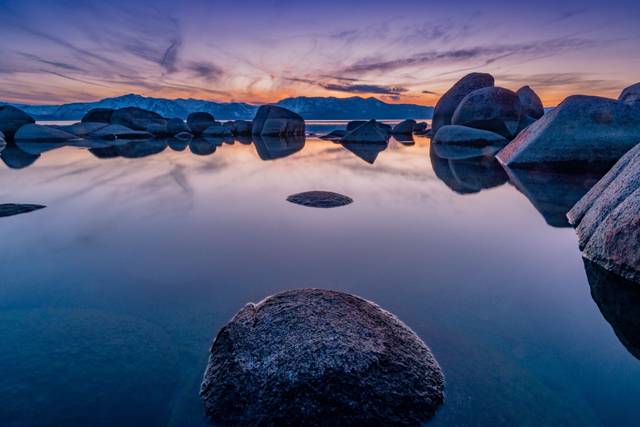 Lake_Tahoe_2000px.jpg
