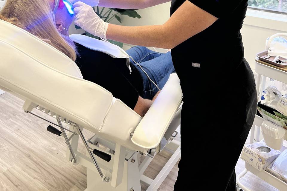 Alpenglow Teeth Whitening