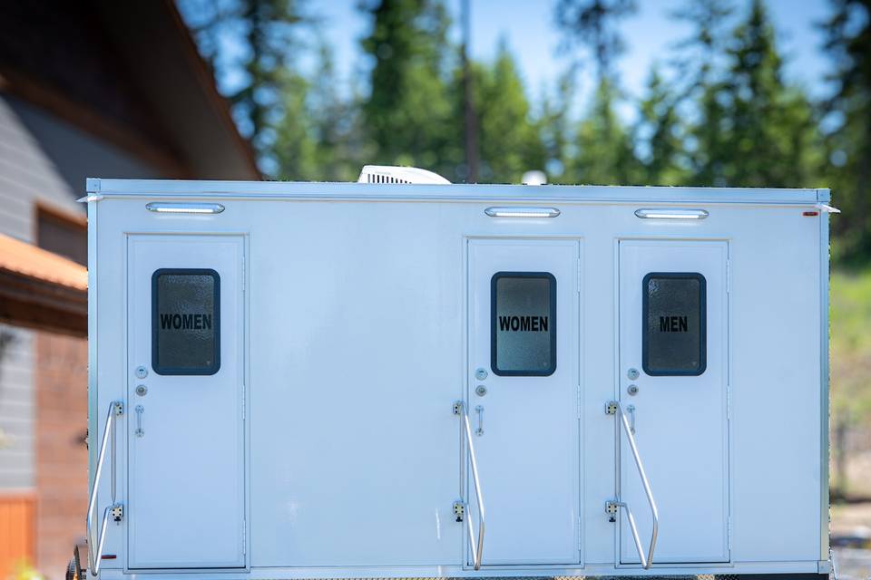 Lux restroom trailers