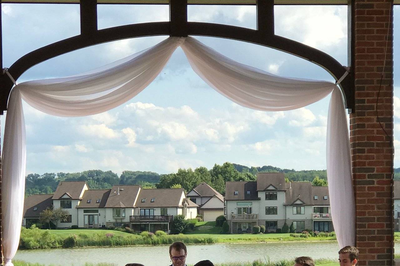 Roses Run Country Club Country Club Weddings Stow, OH WeddingWire
