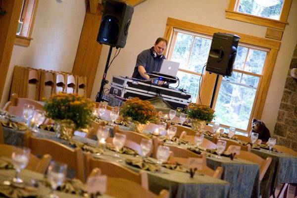 Wedding DJ