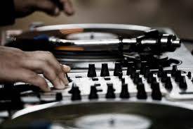 DJ Case Music and Photobooth